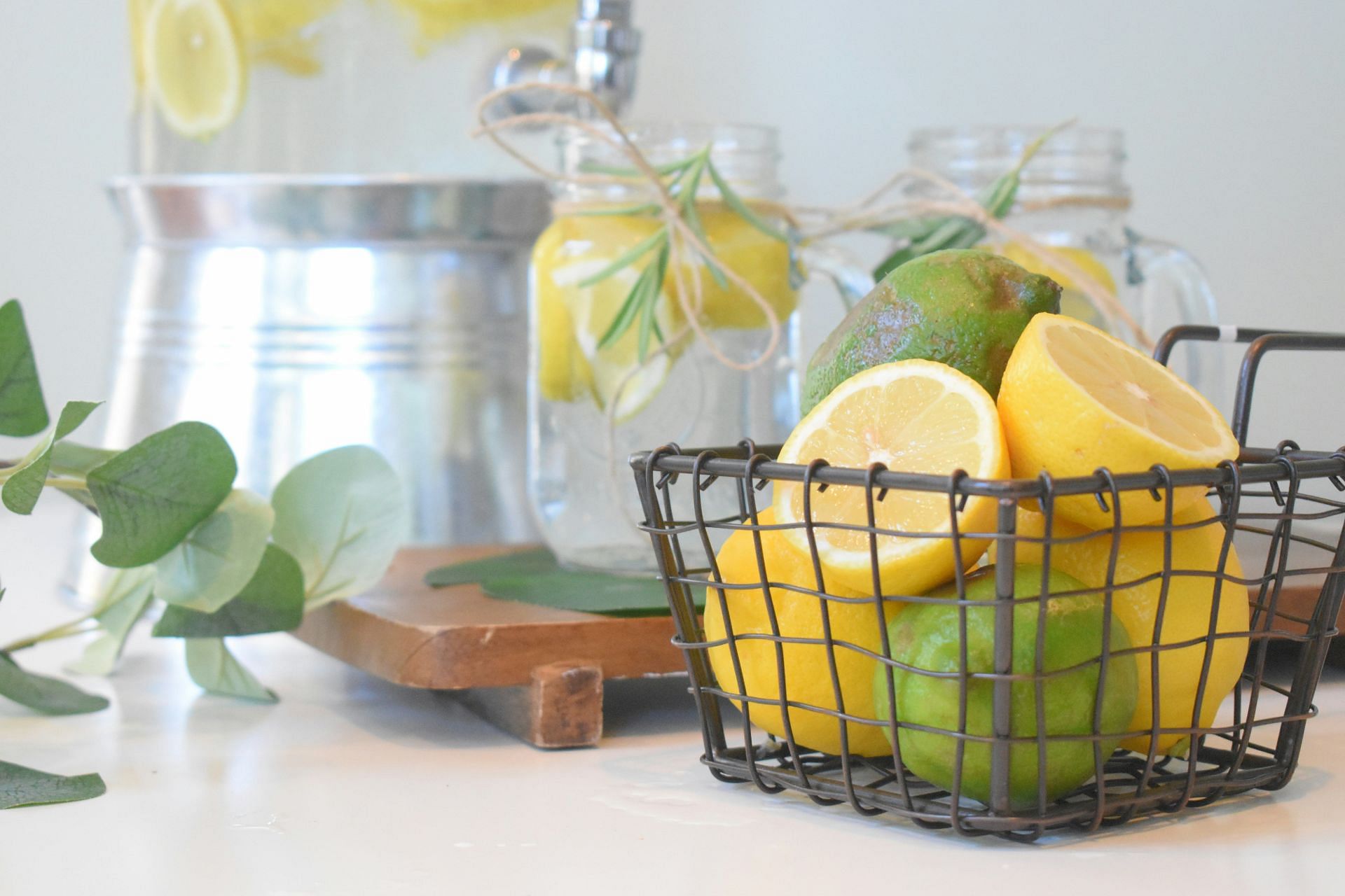 A mixture of lime and honey to reduce dark spots (Image by Mariah Hewines/Unsplash)